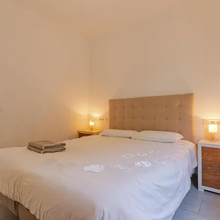 Anna Private Pool Garden Seaview 贝纳尔马德纳